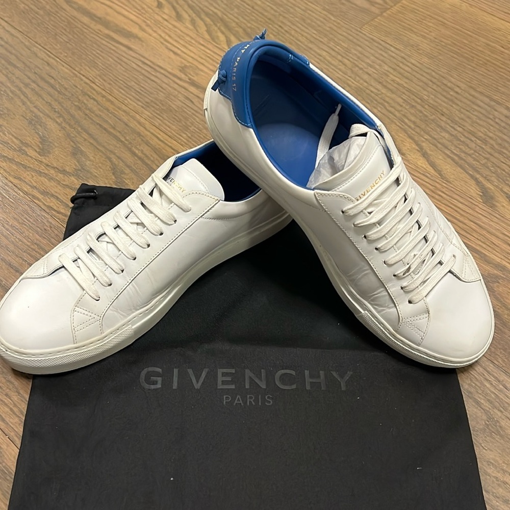 Men’s Givenchy shoes white size EUR 43 or us 10